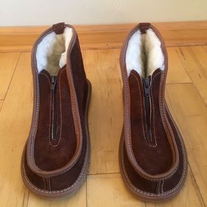 Bespoke Woolen Slippers, size 6.5, similar to Uggs